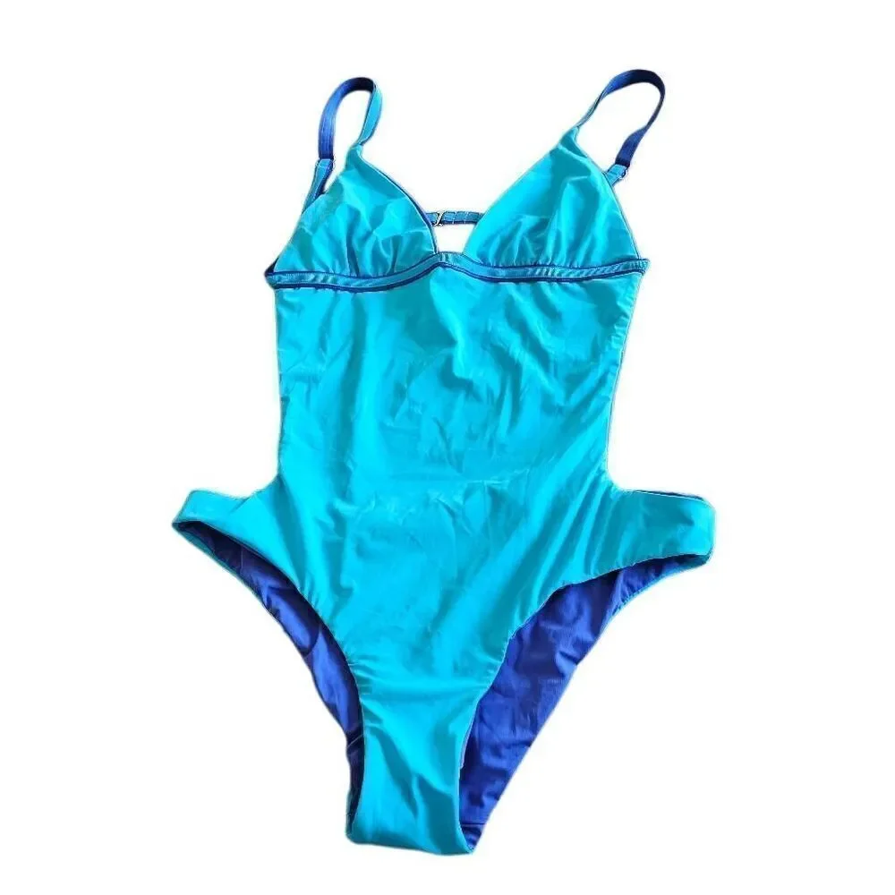 One pc Swimsuit reversible blue and purple fits S/M